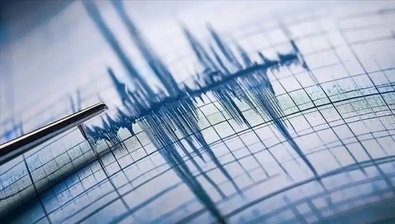 Ege Denizi’ndeki 3.0 Şiddetindeki Deprem, Vatandaşları Tedirgin Etti