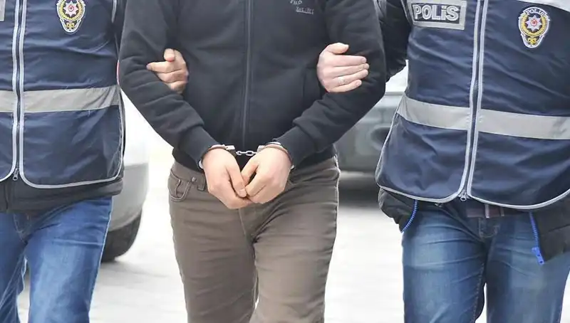 Samsun'da Uyuşturucu Operasyonu: Adliye Yolunda Bir Gözaltı