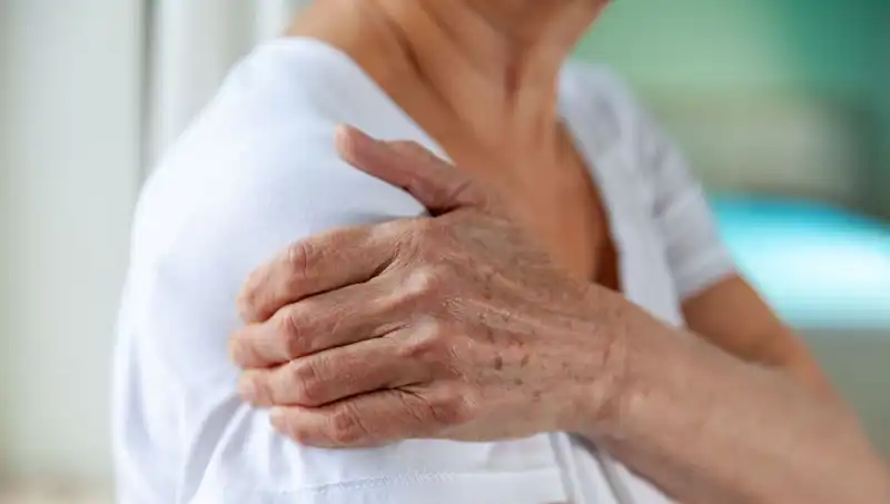 Akciğer Kanserinin Sessiz Belirtisi: Göz Ardı Edilen Semptomlar ve Tehdit