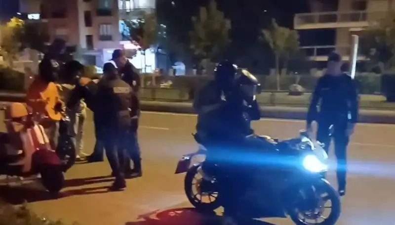 Eskişehir'de Motosiklet Denetimi: Kurallara Uymayanlara Ceza Kesildi