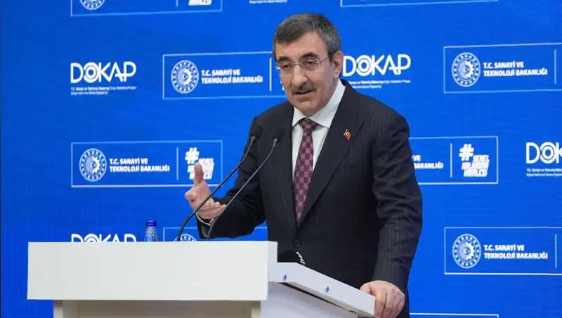 Cevdet Yılmaz'dan Ekonomi Açıklamaları: Enflasyonu Düşürme Önceliğimiz