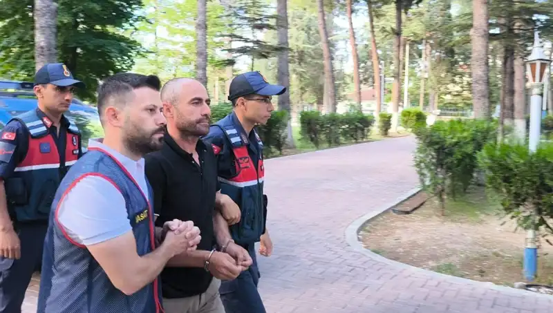 140 Kez Hırsızlık Yapan Çeteye Darbe: 4 Şüpheliden Biri Tutuklandı