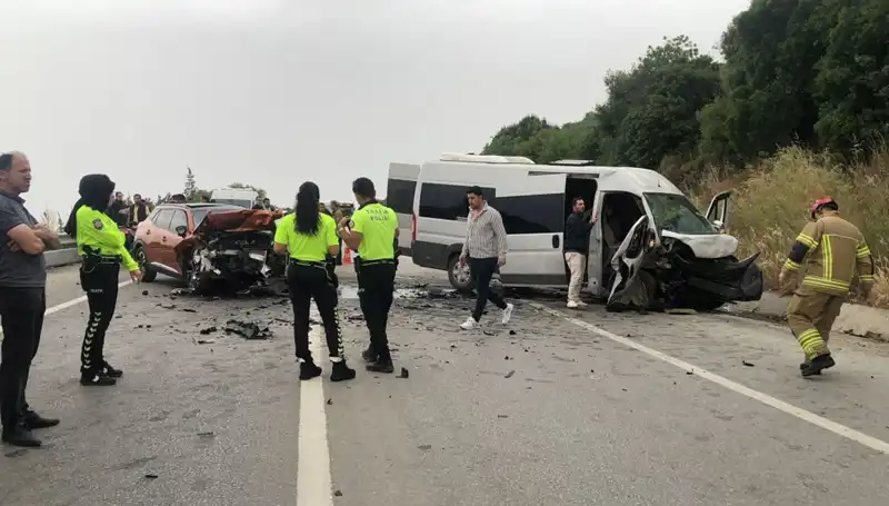 Cadde Ortasında Kaza Sonrası Kafalar Karıştı: Savaş Başladı!