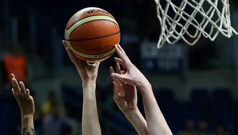 Fenerbahçe ve Beşiktaş Kadın Basketbolunda Heyecan Dolu Yarı Final Mücadelesi Başlıyor