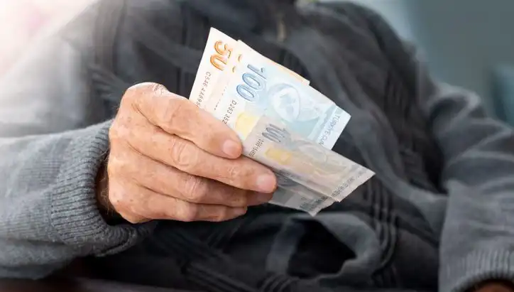 Emekli İkramiyesi 4 Bin TL Oluyor: Çalışanlar İçin Yeni Dönem Başlıyor