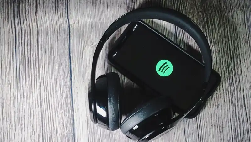 Spotify’ın Ölü Sanatçılarla Yükselen Yapay Zeka Tehdidi