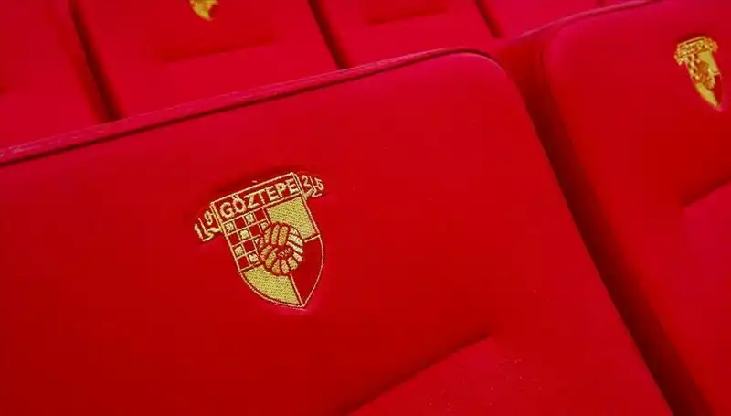 Göztepe, Junior Olaitan ile Anlaşarak Kadrosunu Güçlendirdi