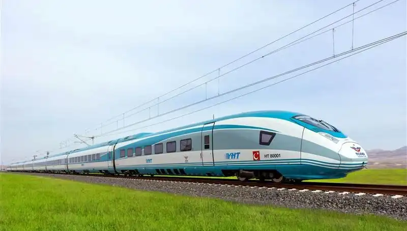 Aile Yılı İndirimleri: Tren Yolculuğunda Ailelerin Yüzleri Gülüyor!