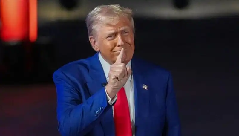 Trump’ın Wall Street Journal'ı Basın Havuzundan Çıkarmasının Sebepleri ve Sonuçları