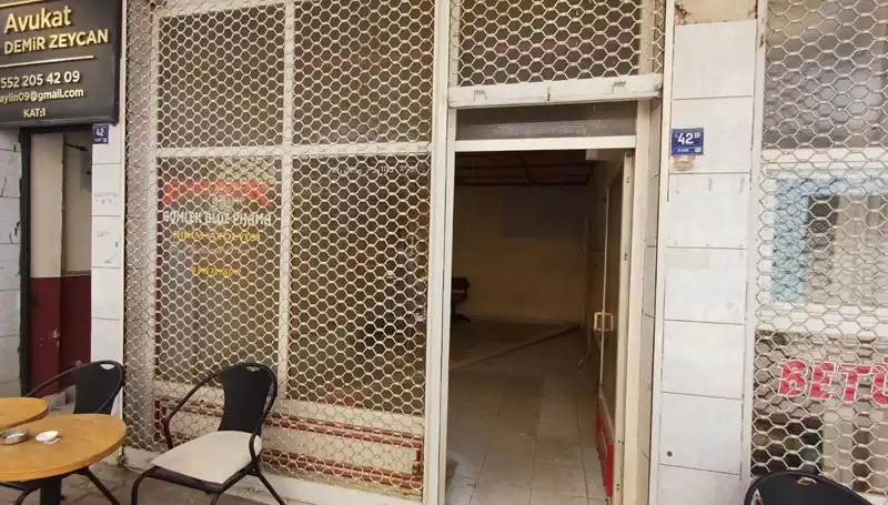 Yarım Asırlık Dükkanın Kapanışı: Sadece İsim Mi Kaldı?