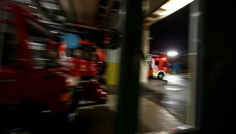 Konya'daki Korkunç Yangında Dört Kişi Dumandan Etkilendi
