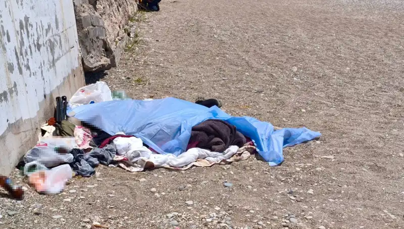 Konyaaltı Sahili’nde Bulunan Gizemli Ceset Ortalığı Karıştırdı