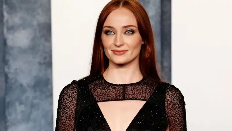 Game of Thrones Yıldızı Sophie Turner'a Şok Yorum: Tepkisi Ne Olacak?