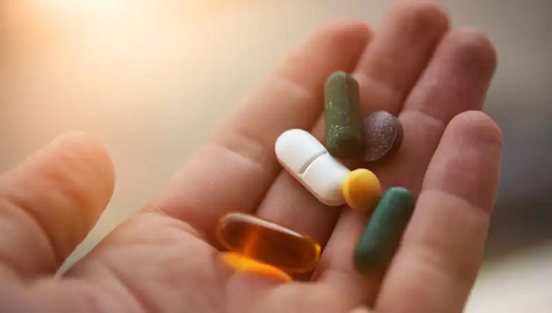 ABD’li Doktorun Uyarısı: Bu 3 Vitamin Takviyesinden Kesinlikle Uzak Durmalısınız