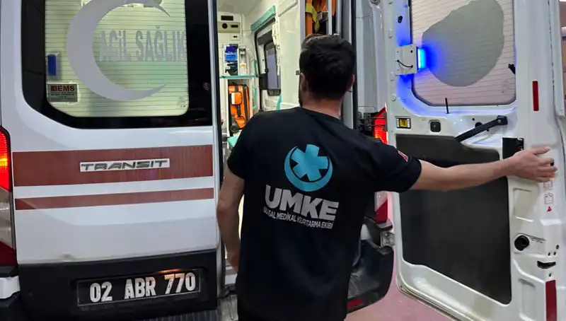 Bisiklet Kazasında Korkutan Anlar: Etek Tekere Dolanarak Devrildi