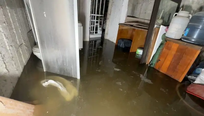 Avcılar’da Ani Yağışlar Sebebiyle Su Baskınları: Vatandaşlar Tahliye Edildi