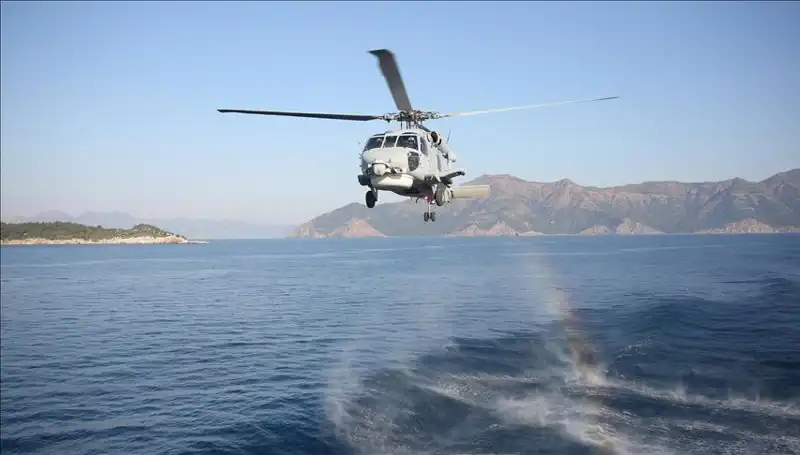 Askeri Helikopter Deniz’e Acil İniş Yaptı: Sebep Ne?