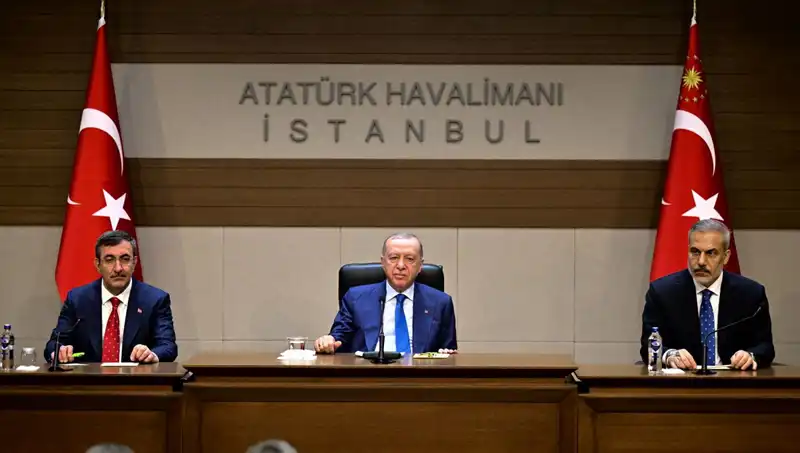 Cumhurbaşkanı Erdoğan'dan Özel'e Sert Yanıt: 'Sağır Duymaz, Uydurur'