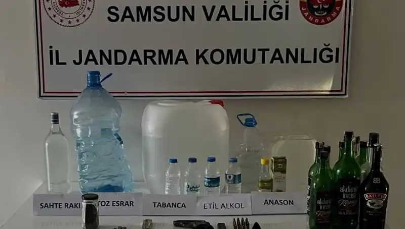 Samsun'da Sahte İçki Operasyonunda Litrelerce Ürün Ele Geçirildi