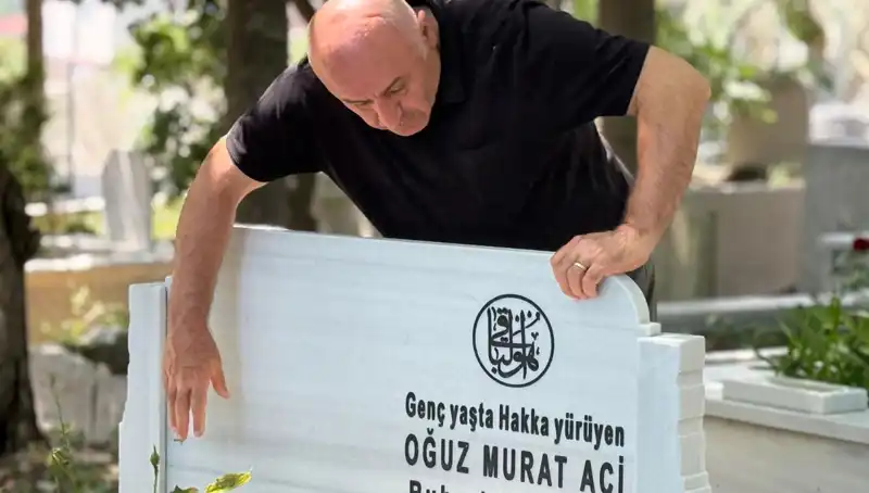 Acı Ailesinin Hüzünlü Babalar Günü: Unutulmaz Anılar ve Kaybın Gölgesi