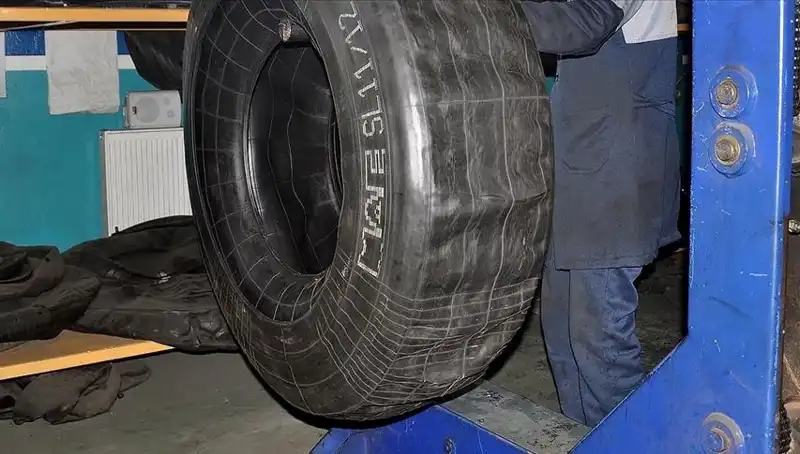 Trafikte Kaplama Lastik Kullanımının Tehlikeleri: Uzmanlar Açıklıyor
