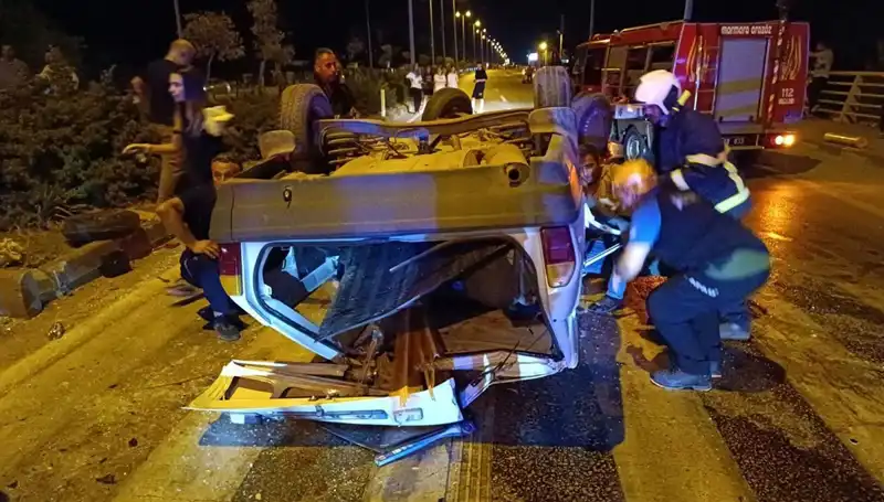 Kavşakta Feci Kaza: 7 Yaralı, Durumu Ağır Olan İki Kişi Var