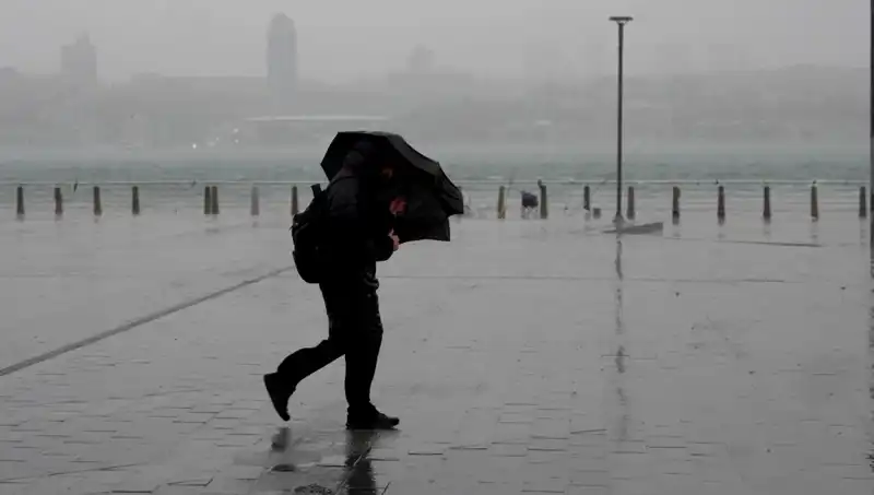 Marmara Bölgesi'nde Ani Hava Değişikliği: Sıcaklıklar Dramatis Hızla Düşüyor