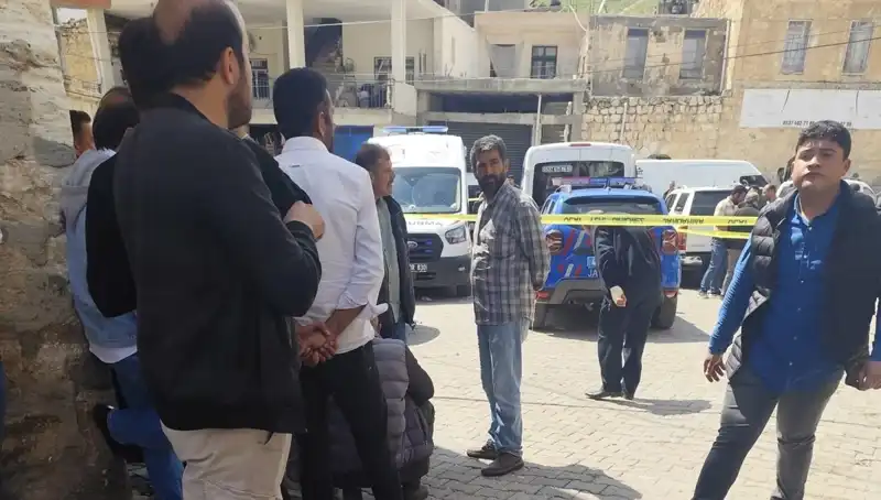 Cami Tuvaletinde Gizemli Ölüm: Boğazı Kesilmiş Kadın Bulundu