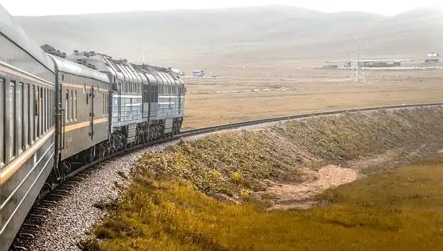 Pensilvanya'da Tren Kazası: Raylar Üzerindeki Üç Kişi Hayatını Kaybetti