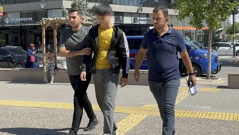 Tartışma Kanlı Bitti: Ağabeyini Bıçakla Yaraladı