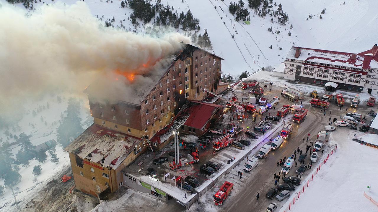 Kartalkaya'da Otelle yangın faciası: 10 kişi öldü, 32 kişi yaralandı