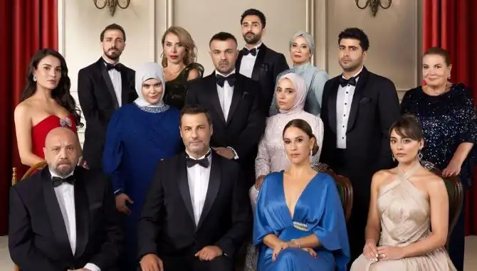 Kızılcık Şerbeti Yeni Sezonu ile Ekranlara Dönüyor: Tarih Açıklandı!