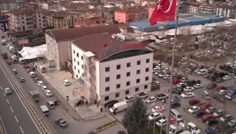 Özel Hastaneye Deprem Mührü: Korkutan İddialar ve Gerçekler!