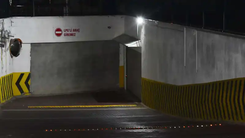 Sitedeki Husumet, Cinayetle Sonuçlandı: Olay Yerinden Detaylar